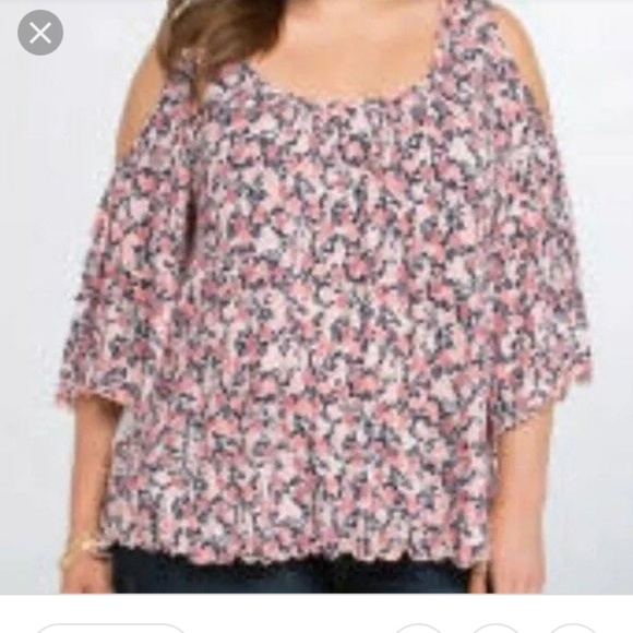 torrid Tops - Torrid pink floral top